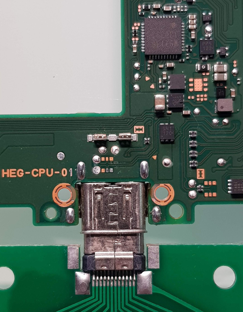 Nintendo Switch USB-C og Ladebrikke