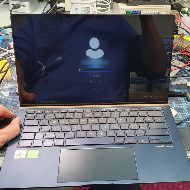 Laptop Ladeport — Reparasjon og Bytte (MacBook, Dell, HP m.fl.) – bilde 5